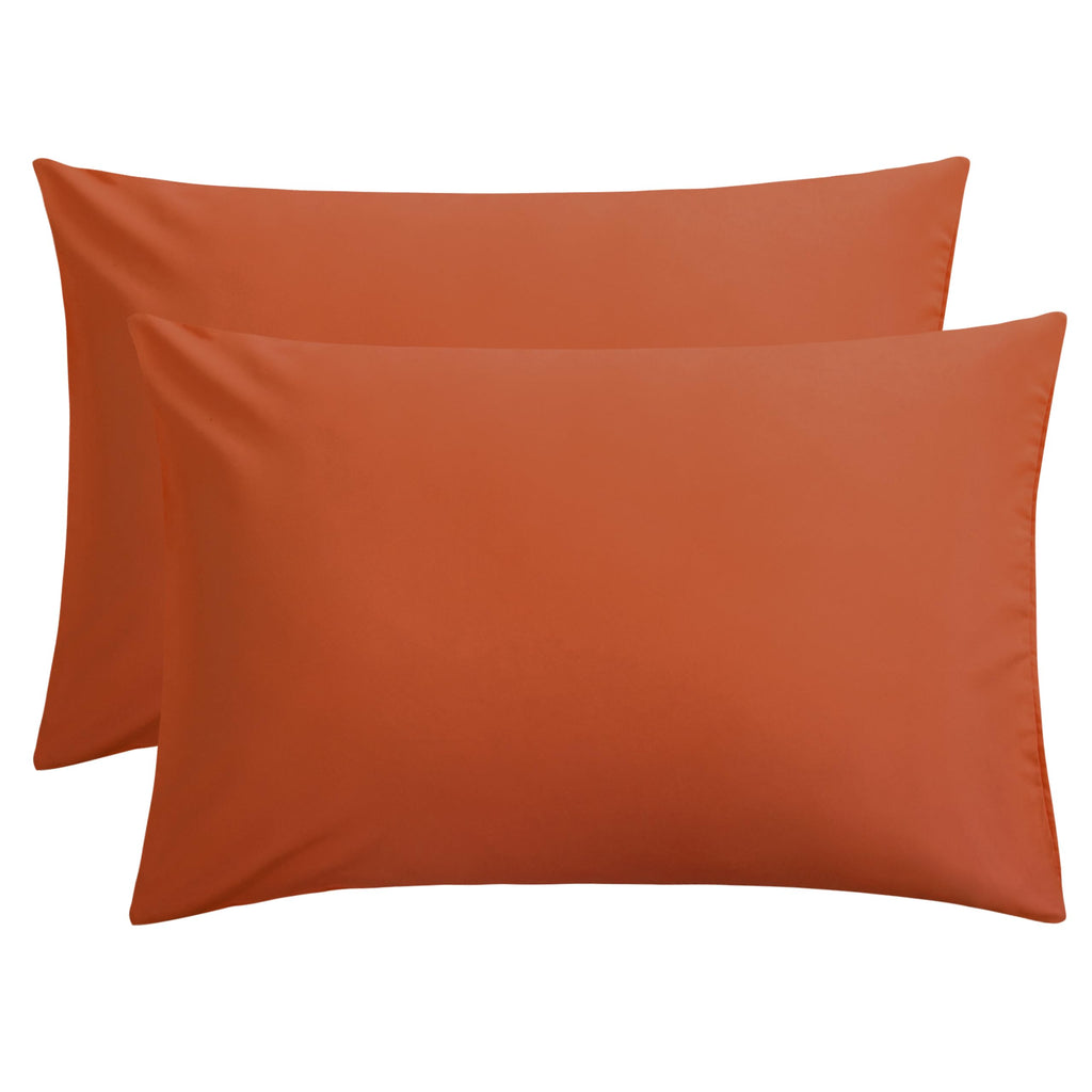 FLXXIE Pillow Cases Queen, Soft Microfiber Pillow Covers with Envelope Closure, Wrinkle Resistant Pillowcases, 2 Piece Set, 20x30, Black