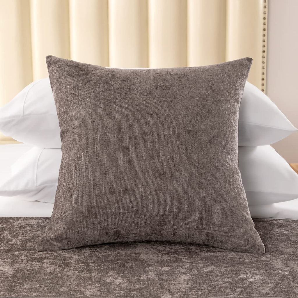 AMBERIS Bed Runner Grey, Chenille Soft No Fading Modern Bed Scarf (Pillowcases Sold Separately)
