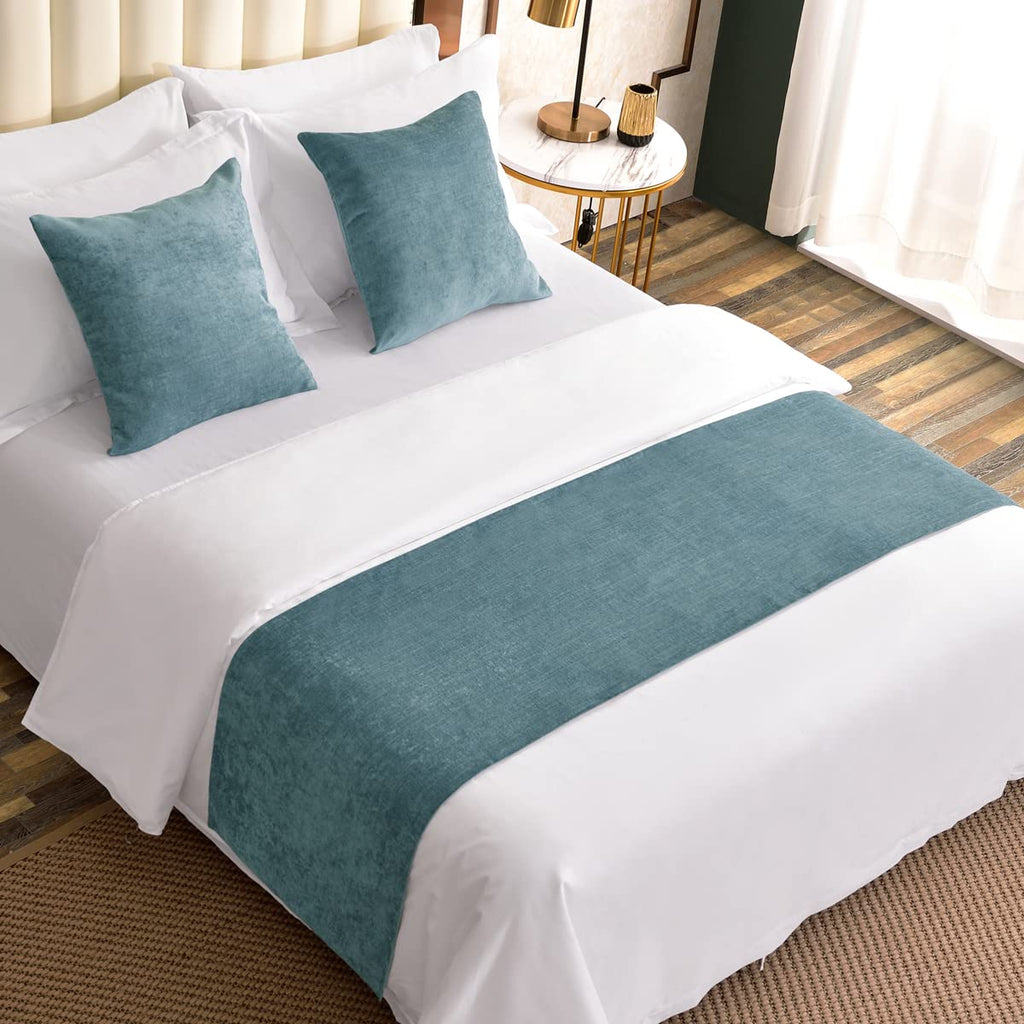 AMBERIS Bed Runner Grey, Chenille Soft No Fading Modern Bed Scarf (Pillowcases Sold Separately)