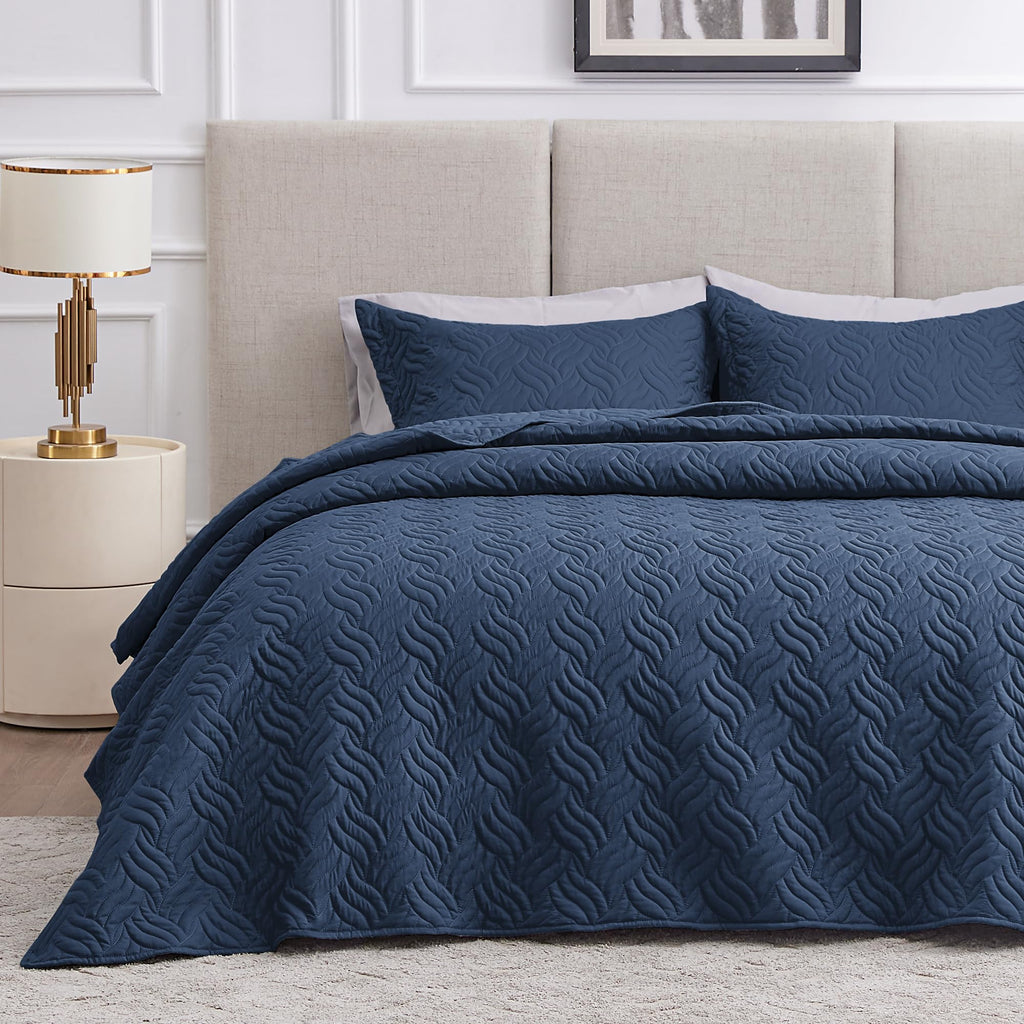 3 Piece Blue Queen Size Coin Pattern Lightweight All Season Quilt Bedspread Set with 2 Pillow Shams