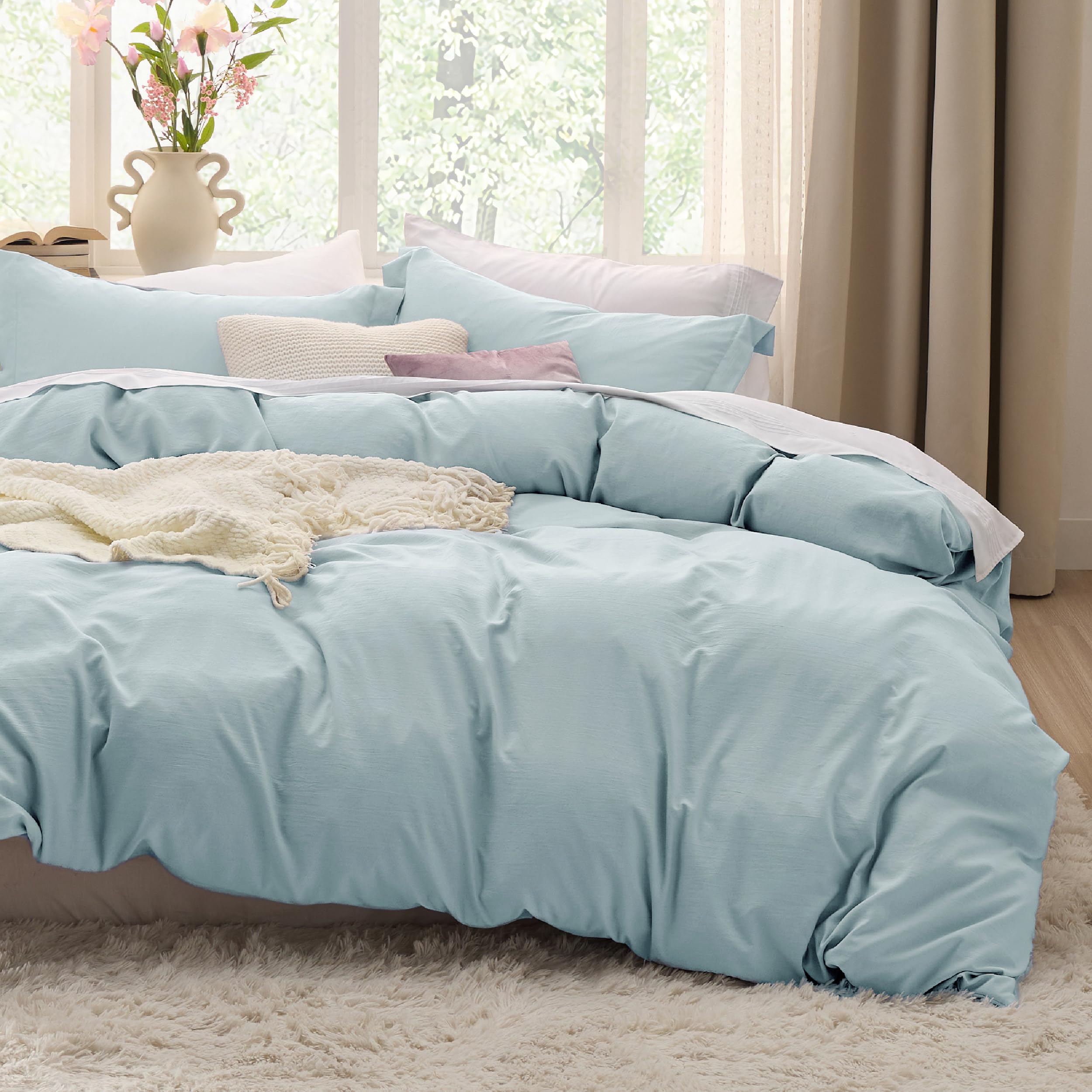 Bedsure White Duvet Cover Queen Size - 3 Pieces Prewashed Cotton-Like Polyester Extra Soft Bedding Set, Includes 1 Duvet Cover 90x90 Inches with Zipper Closure & 2 Pillow Shams, Comforter Not Included