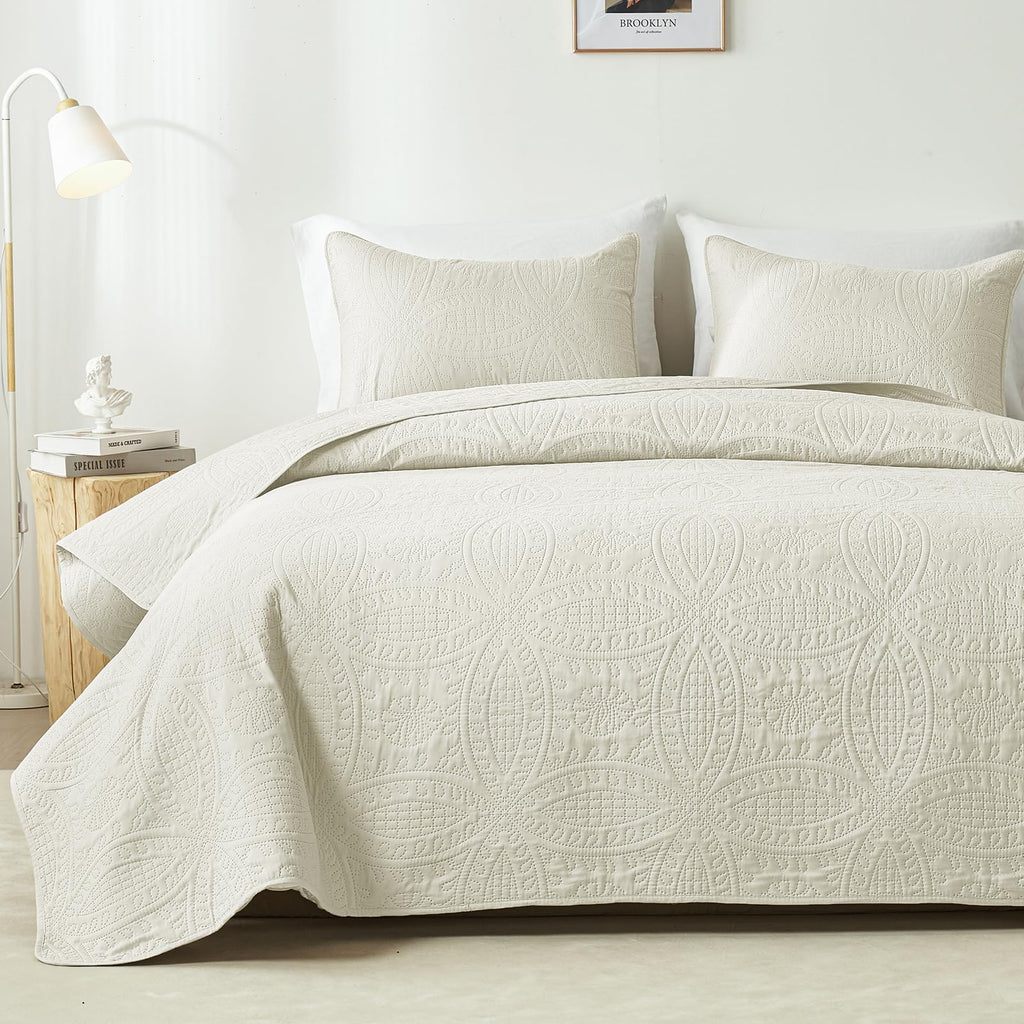 akkialla Queen Quilt Bedding Set,Olive Green Ultrasonic Full/Queen Quilt Set,Lightweight Soft Bedspread Coverlet,Modern Style Coin Pattern Bed Cover for All Seasons,3 Piece(1 Quilt,2 Pillow Shams)