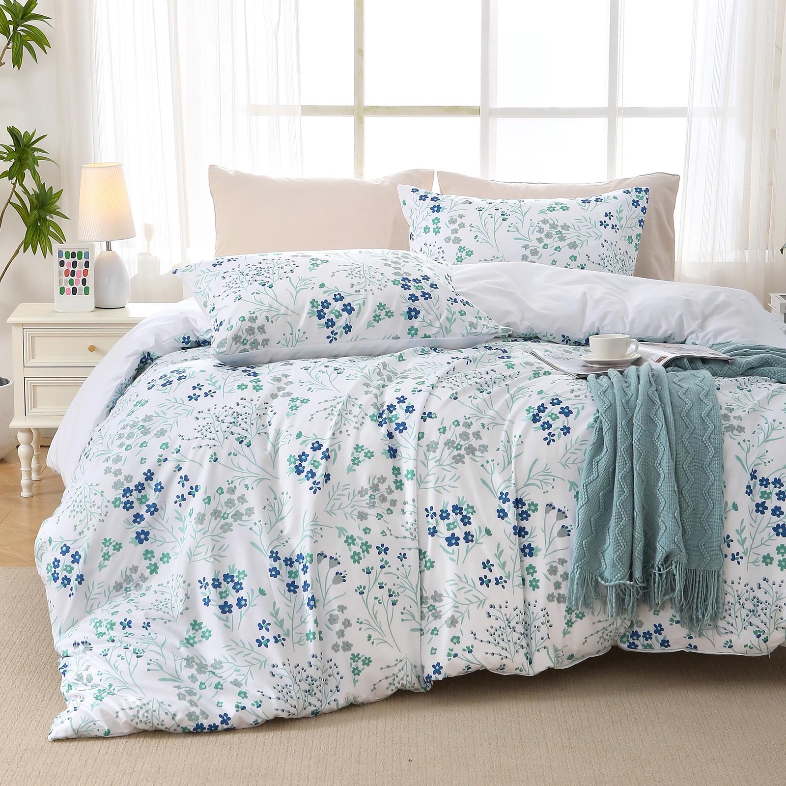 MUXHOMO Duvet Cover Queen Size, Reversible Floral Green Duvet Cover Set with Zipper Closure, 3 Pieces Botanical Patterns Soft Microfiber Bedding Set with 4 Ties (90"x90", 2 Pillow Cases)