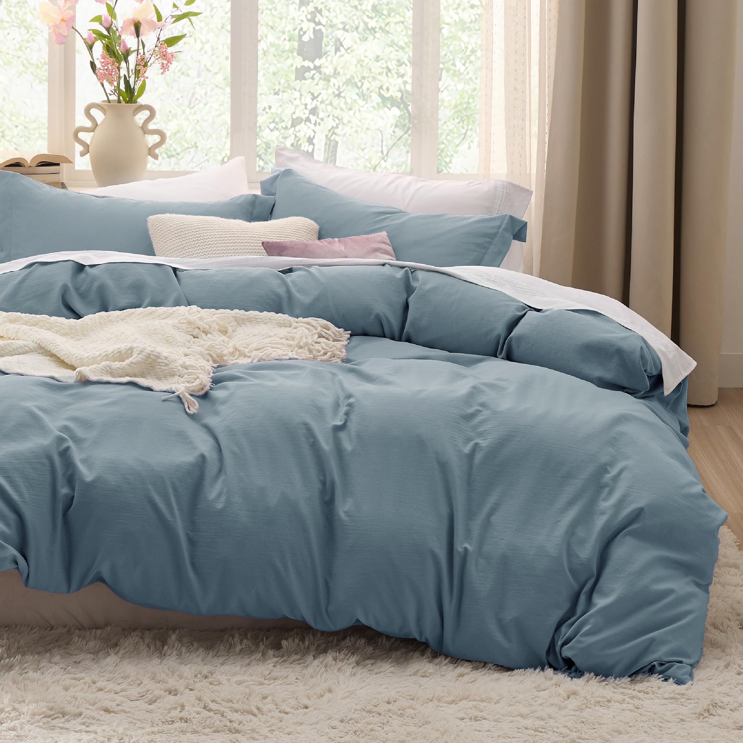 Bedsure White Duvet Cover King Size - 3 Pieces Prewashed Cotton-Like Polyester Extra Soft Bedding Set, Includes 1 Duvet Cover 104x90 Inches with Zipper Closure & 2 Pillow Shams, Comforter Not Included