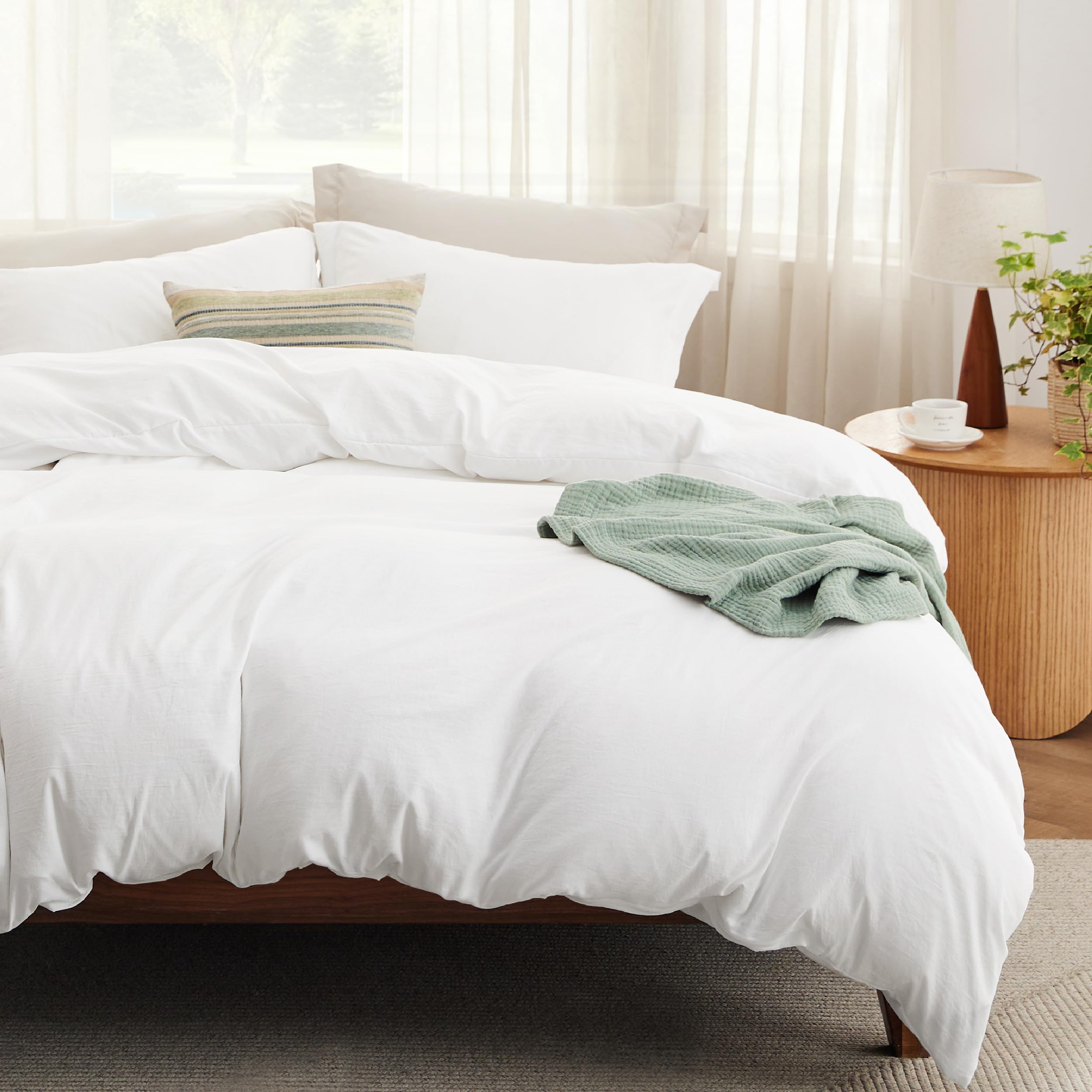 Bedsure White Duvet Cover King Size - 3 Pieces Prewashed Cotton-Like Polyester Extra Soft Bedding Set, Includes 1 Duvet Cover 104x90 Inches with Zipper Closure & 2 Pillow Shams, Comforter Not Included