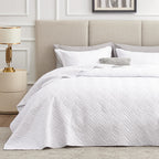 3 Piece Blue Queen Size Coin Pattern Lightweight All Season Quilt Bedspread Set with 2 Pillow Shams