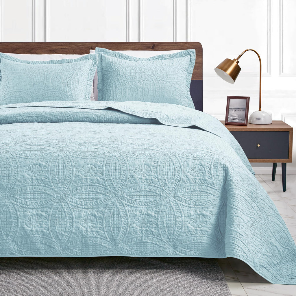 3 Piece Blue Queen Size Coin Pattern Lightweight All Season Quilt Bedspread Set with 2 Pillow Shams