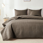 akkialla Queen Quilt Bedding Set,Olive Green Ultrasonic Full/Queen Quilt Set,Lightweight Soft Bedspread Coverlet,Modern Style Coin Pattern Bed Cover for All Seasons,3 Piece(1 Quilt,2 Pillow Shams)